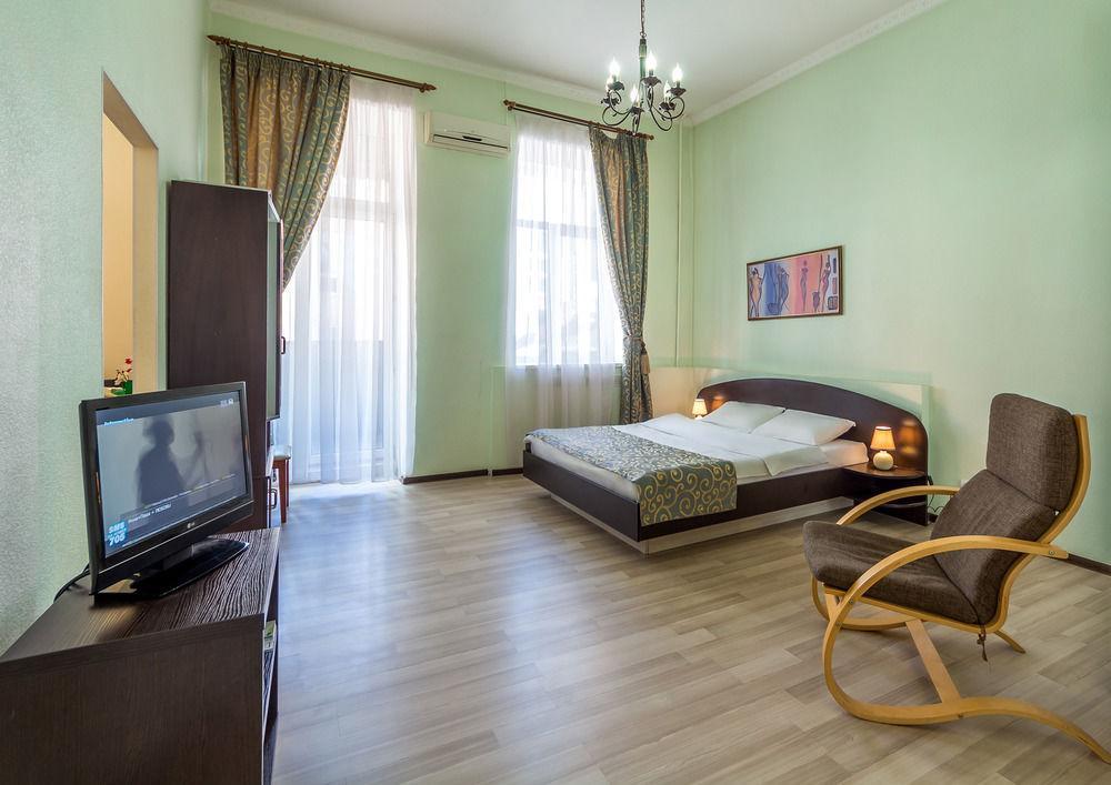 Hostel Kreschatik Kiev Buitenkant foto