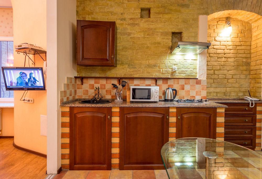 Hostel Kreschatik Kiev Buitenkant foto