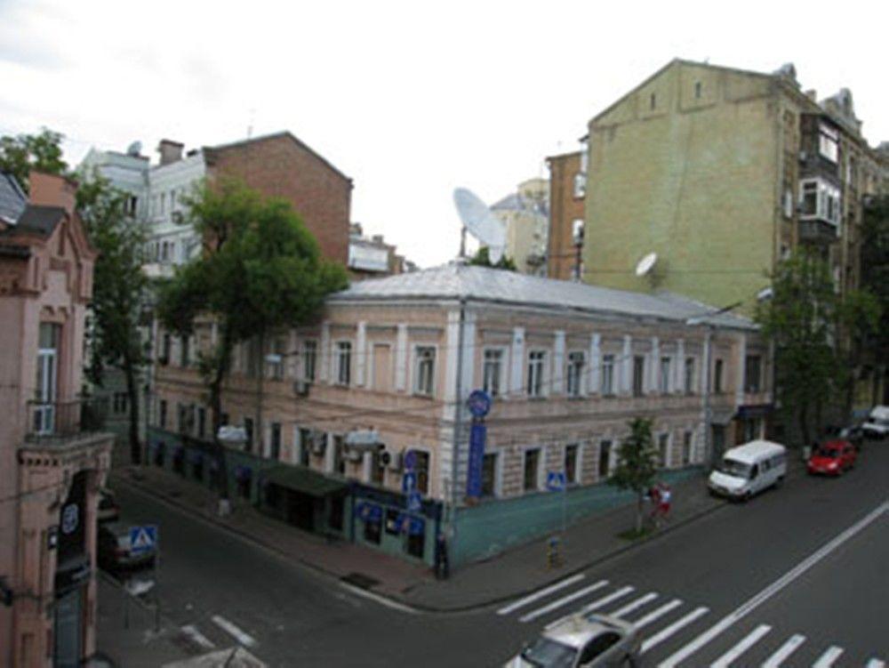 Hostel Kreschatik Kiev Buitenkant foto