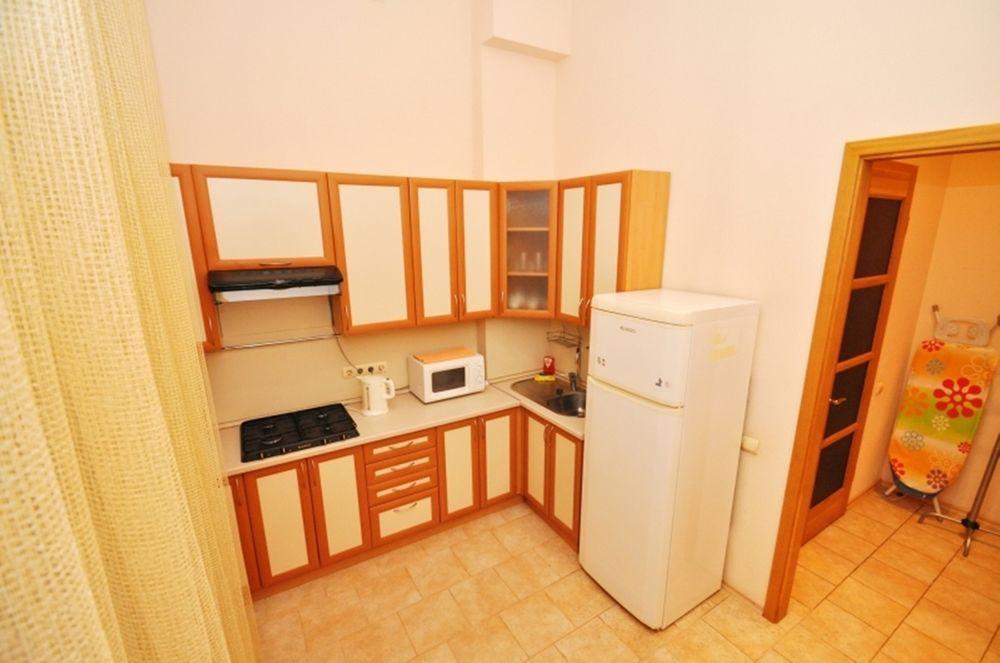 Hostel Kreschatik Kiev Buitenkant foto