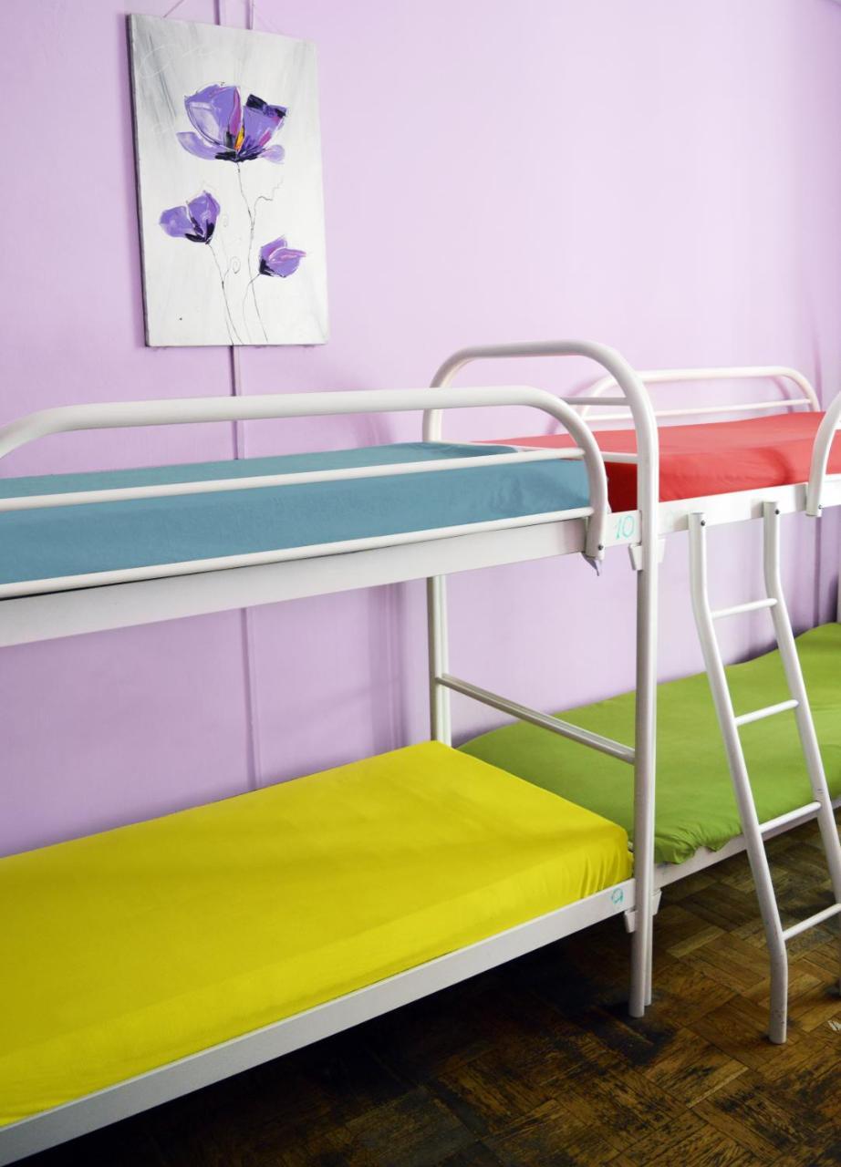 Hostel Kreschatik Kiev Buitenkant foto